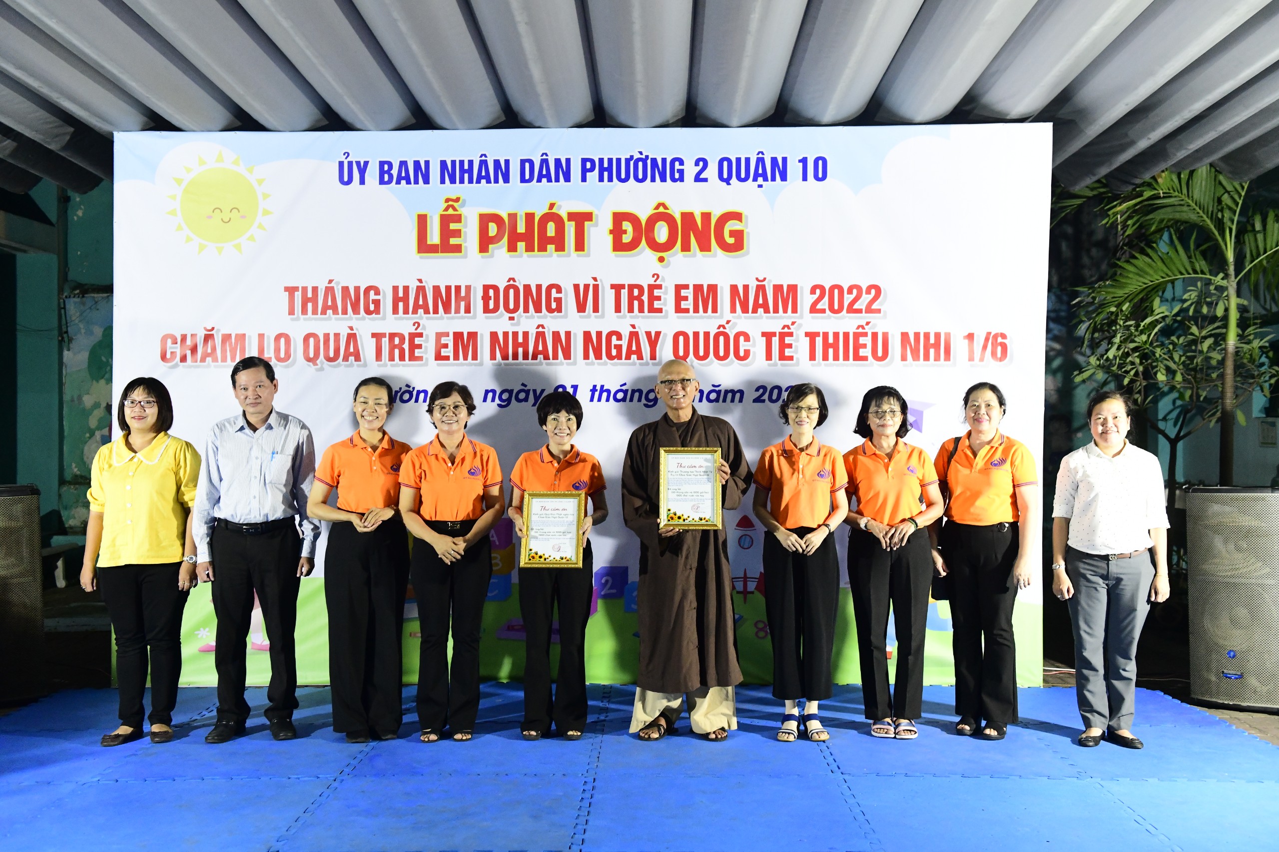 Image: PHƯỜNG 2 QUẬN 10 TỔ CHỨC LỄ PHÁT ĐỘNG THÁNG HÀNH ĐỘNG VÌ TRẺ EM NĂM 2022 VÀ CHĂM LO QUÀ TRẺ EM NHÂN NGÀY QUỐC TẾ THIẾU NHI 1/6